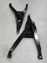Load image into Gallery viewer, Maverick R Trail High Clearance Lower A Arms