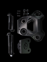 Load image into Gallery viewer, 2024+ Can Am Maverick R Billet Radius Rod Plate (Black)