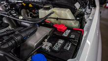 Load image into Gallery viewer, '17-19 Ford Super Duty (F250/F350/F450) SDHQ Built Billet Battery Terminal Kit