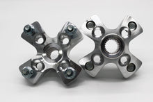 Load image into Gallery viewer, Yamaha YFZ450 Billet Aluminum Rear Wheel Hubs