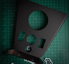 Load image into Gallery viewer, StayFlush Cyclops Console + 2