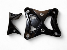 Load image into Gallery viewer, 2017-2021 Can Am X3 Maverick EOD Radius Rod Plate with Tow Hook Black