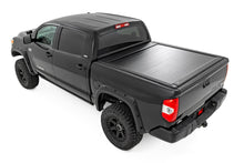 Load image into Gallery viewer, Manual Retractable Bed Cover | 5'7" Bed | Toyota Tundra 2WD/4WD (2007-2021)