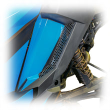 Load image into Gallery viewer, DRT Motorsports Polaris Pro Series 2020-2024 Rear Fender Mesh set - Image 5