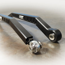 Load image into Gallery viewer, DRT Motorsports Polaris 2024+ XP1K/4 (64") Billet Aluminum High Clearance Radius Rod Set, Black - Image 4