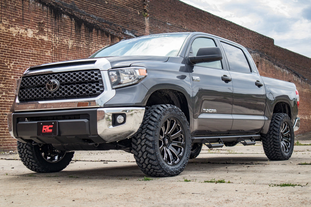 M1 Adjustable Leveling Struts | Monotube | 0-2" | Toyota Tundra 4WD (07-21)