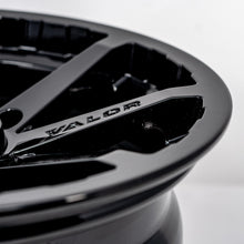 Load image into Gallery viewer, V01 UTV Wheel Gloss Black